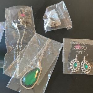 Paparazzi jewelry bundle; ring, earrings, necklace with earrings all brand new!